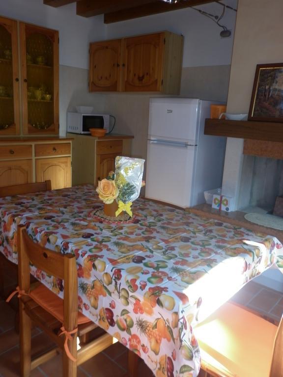 Апартаменты La Piccola Mimosa Сант-Амброджо-ди-Вальполичелла Экстерьер фото